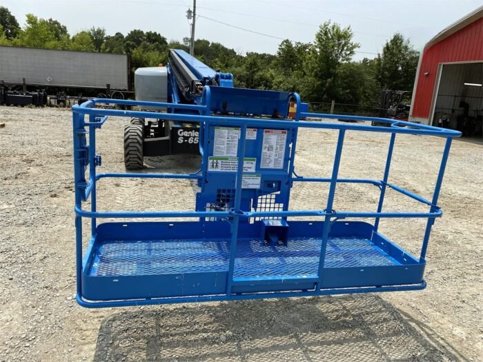 2015 Genie S65 Telescopic Boom Lift - Image 10