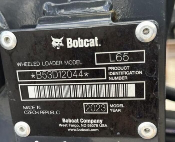 2023 Bobcat L65 Wheel Loader - Image 12