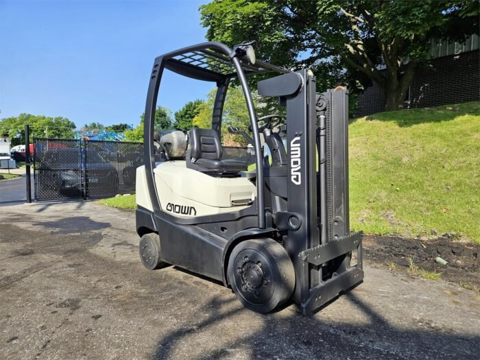 2017 Crown CGC20SC-9 Forklift - Image 2