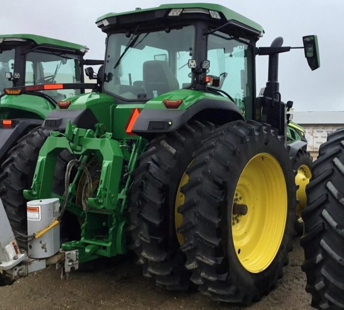 2021 John Deere 8R Tractor - Image 3