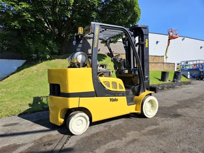 2015 Yale GLC120VX Forklift - Image 4