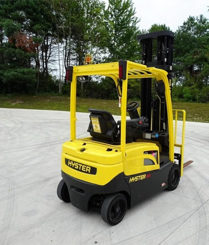 2017 Hyster J40XN Pneumatic Tyre Forklift - Image 4