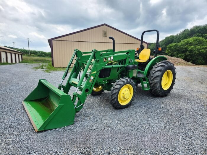 2018 John Deere 5075E Tractor - Image 5