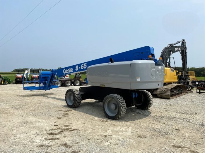 2015 Genie S65 Telescopic Boom Lift - Image 7