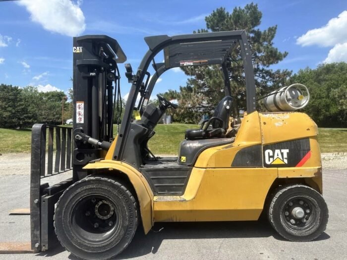 2012 Caterpillar P9000 Pneumatic Tyre Forklift - Image 7