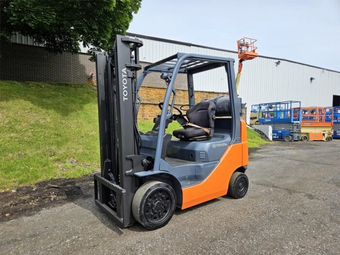2015 Toyota 8FGCU20 Cushion Tyre Forklift - Image 6