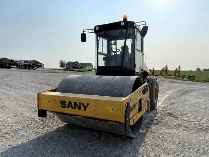 2021 Sany SSR120C-8 Smooth Drum Compactor - Image 7