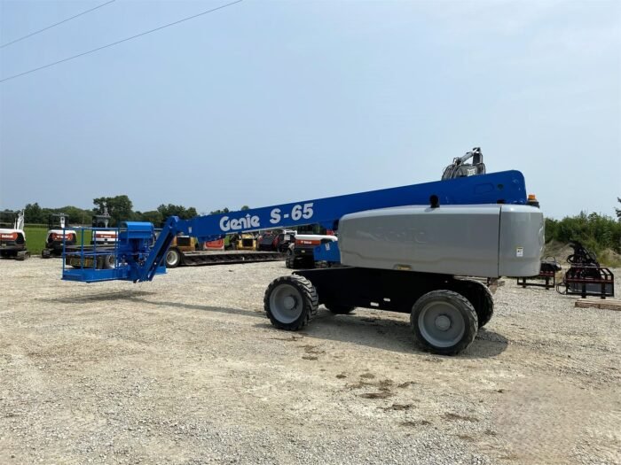 2015 Genie S65 Telescopic Boom Lift - Image 8
