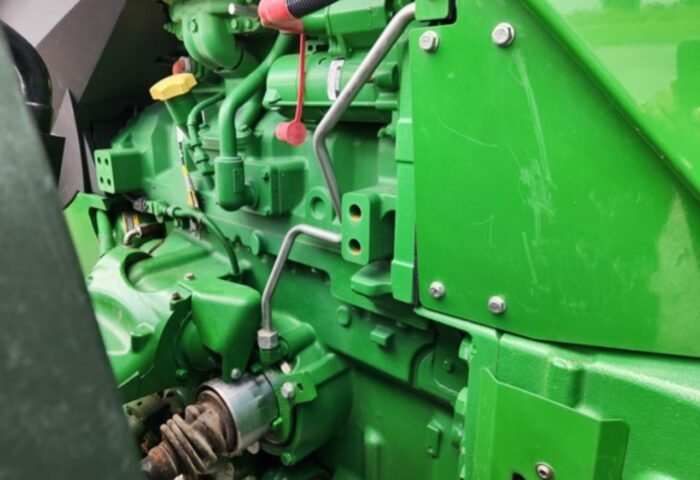 2021 John Deere 8R Tractor - Image 9