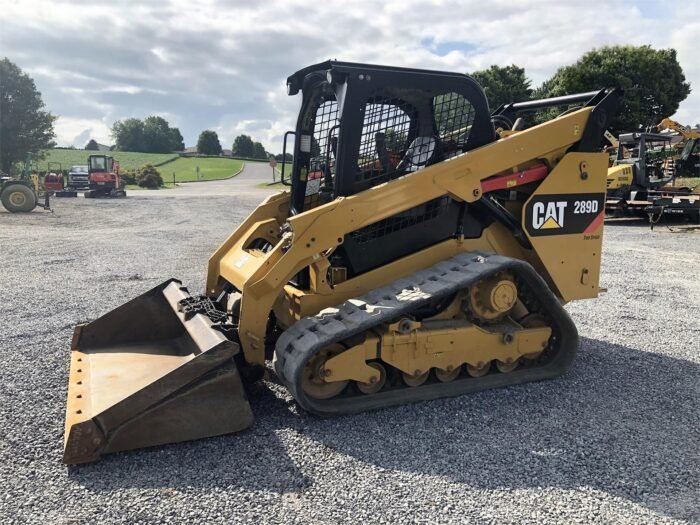 2017 Caterpillar 289D Compact Track Loader - Image 9
