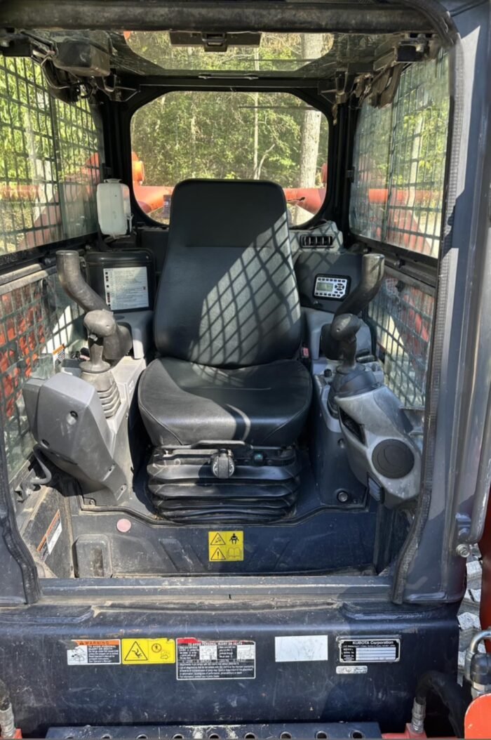 2018 Kubota SVL 95-2 Compact Track Loader - Image 10