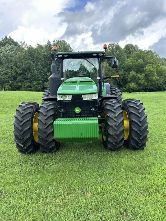 2015 John Deere 8370R Tractor - Image 2