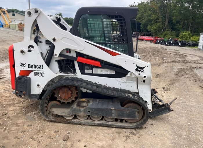 2019 Bobcat T595 Compact Track Loader - Image 3