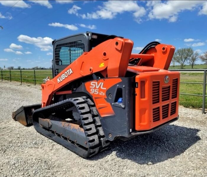 2017 Kubota SVL95-2S Compact Track Loader - Image 7