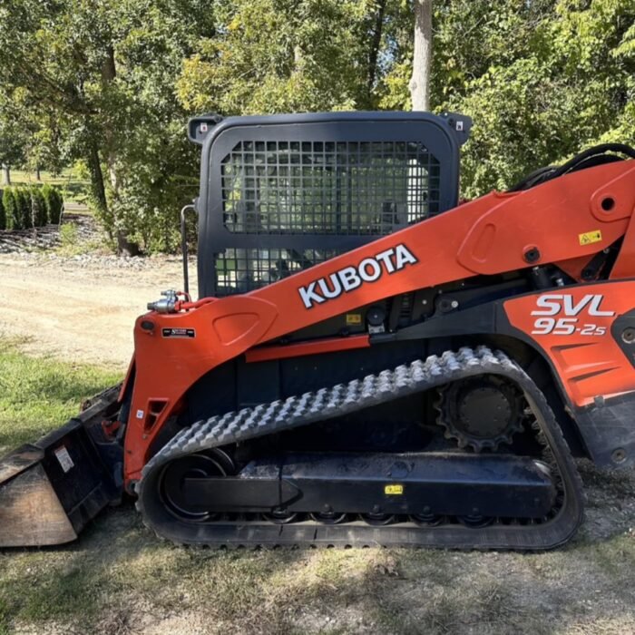 2018 Kubota SVL 95-2 Compact Track Loader - Image 7