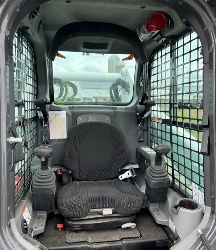 2021 Bobcat T870 Compact Track Loader - Image 8