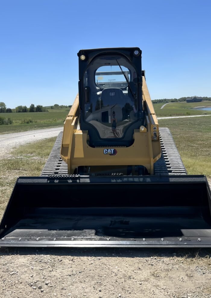 2022 Caterpillar 299D3 Compact Track Loader - Image 7