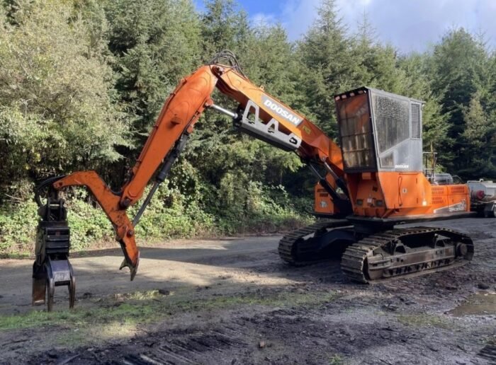 2017 Doosan DX300 LL Track Log Loader - Image 7