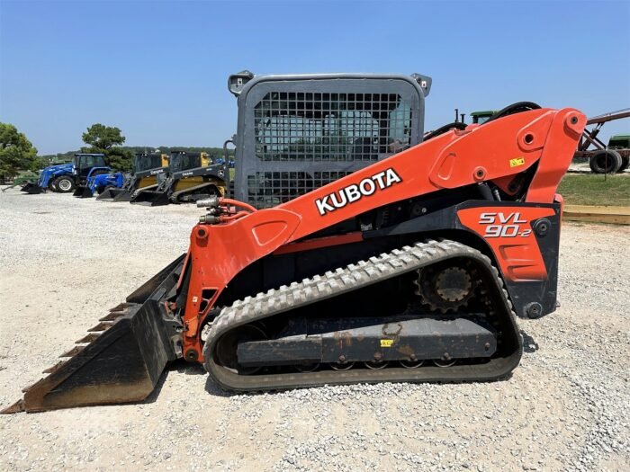 2016 Kubota SVL90-2 Compact Track Loader - Image 7