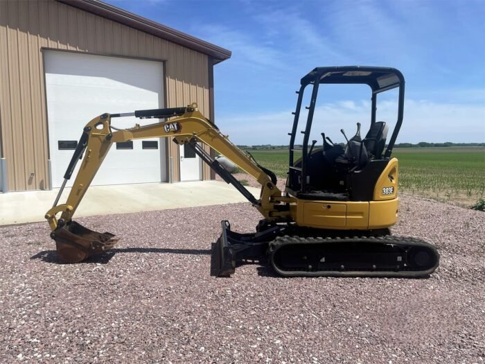 2021 Caterpillar 303E CR Mini  Excavator - Image 10