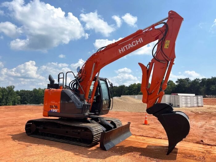 2021 Hitachi ZX135US-6 Midi Excavator - Image 2