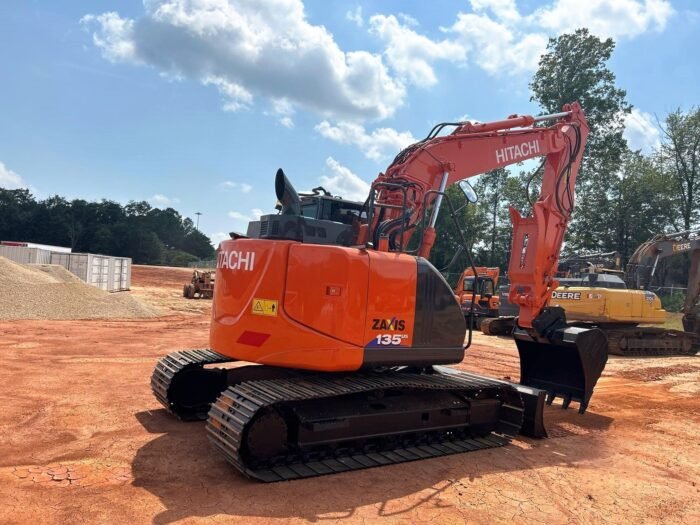 2021 Hitachi ZX135US-6 Midi Excavator - Image 3
