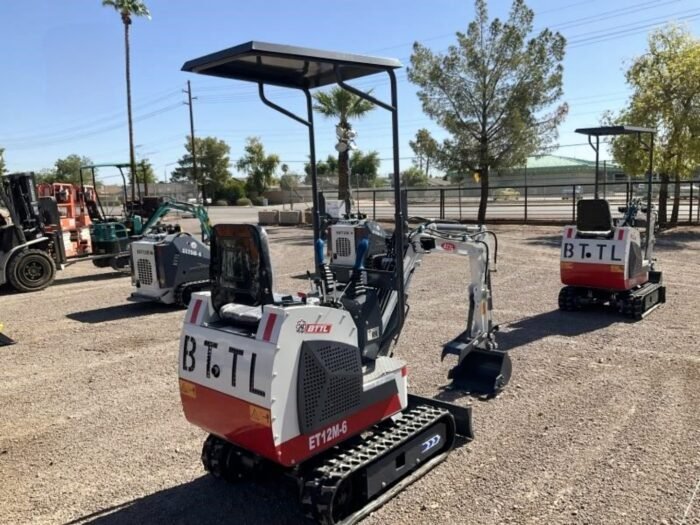 2024 BTTL ET12M-6 Mini  Excavator - Image 3