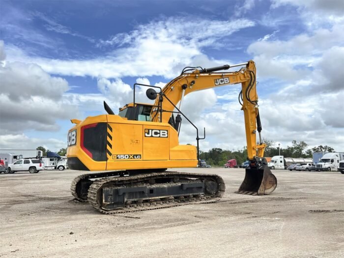 2023 JCB 150X LC Midi Excavator - Image 4