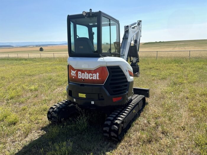 2022 Bobcat E35Z Mini Excavator - Image 4