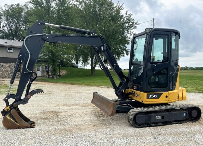 2021 John Deere 35G Compact Mini Excavator - Image 4