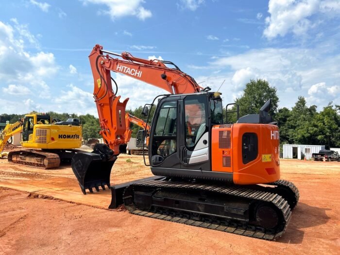 2021 Hitachi ZX135US-6 Midi Excavator - Image 5