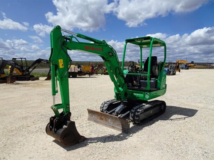2020 Takeuchi TB230 Mini Excavator - Image 13