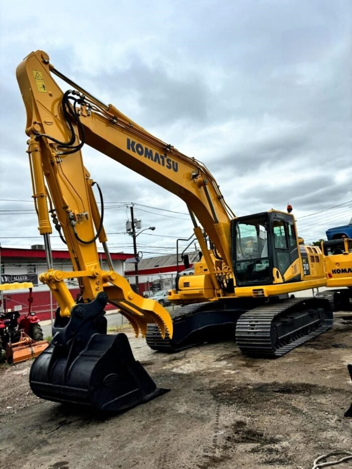 2021 Komatsu PC210-11 Midi Excavator - Image 8