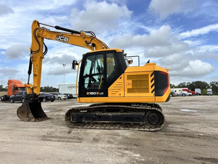 2023 JCB 150X LC Midi Excavator - Image 9