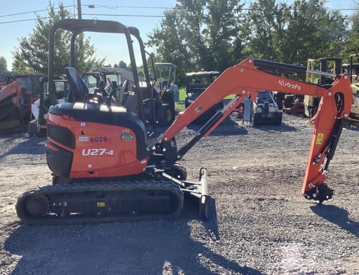 2022 Kubota U27-4 Mini Excavator - Image 2