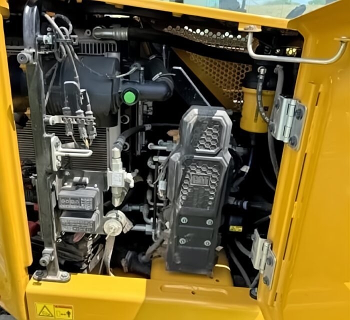 2020 Caterpillar 306 Mini Excavator - Image 12