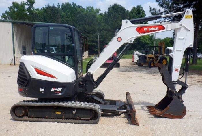 2020 Bobcat E42 Compact Mini Excavator - Image 2