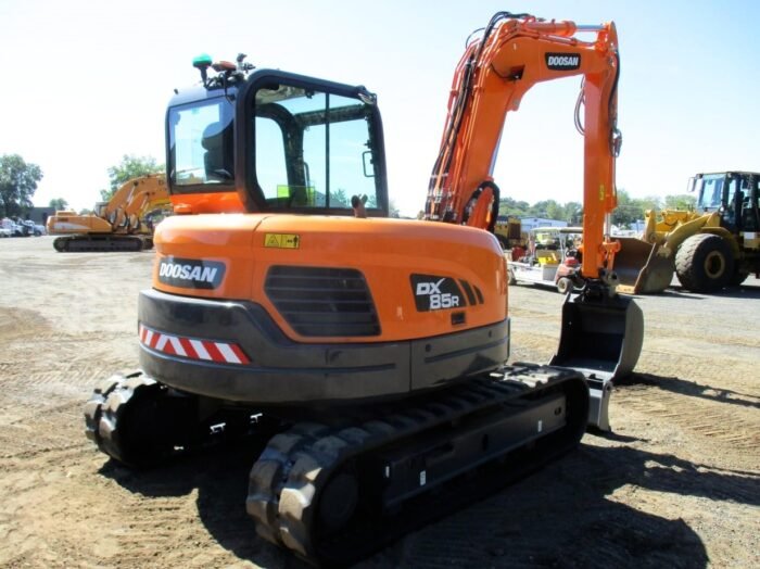 2021 Doosan DX85R-3 Midi Excavator - Image 4