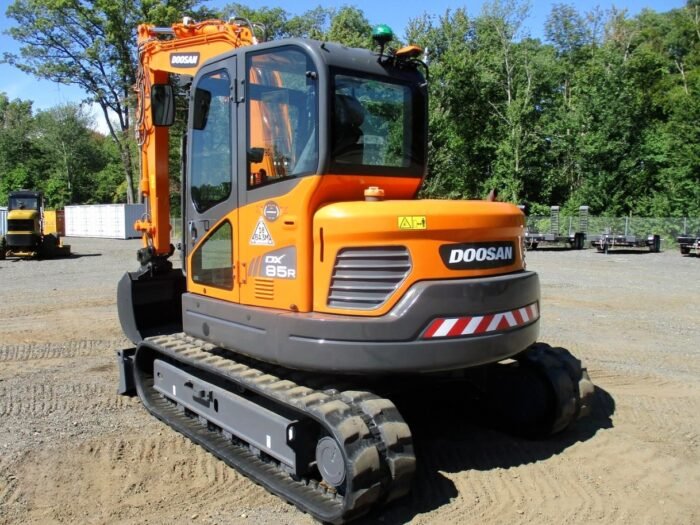 2021 Doosan DX85R-3 Midi Excavator - Image 6